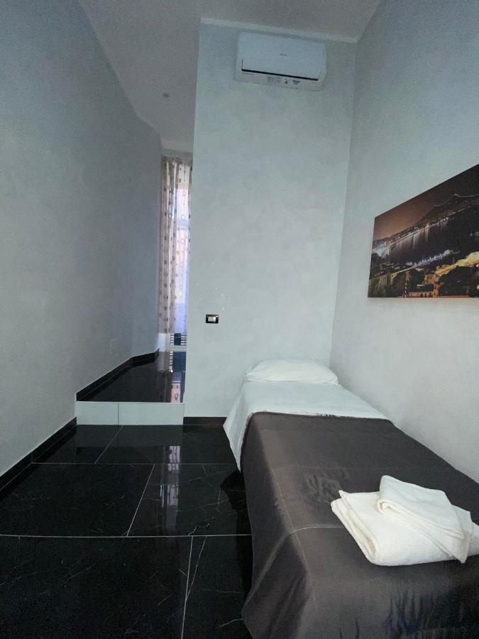 מלון נאפולי Savastano House מראה חיצוני תמונה