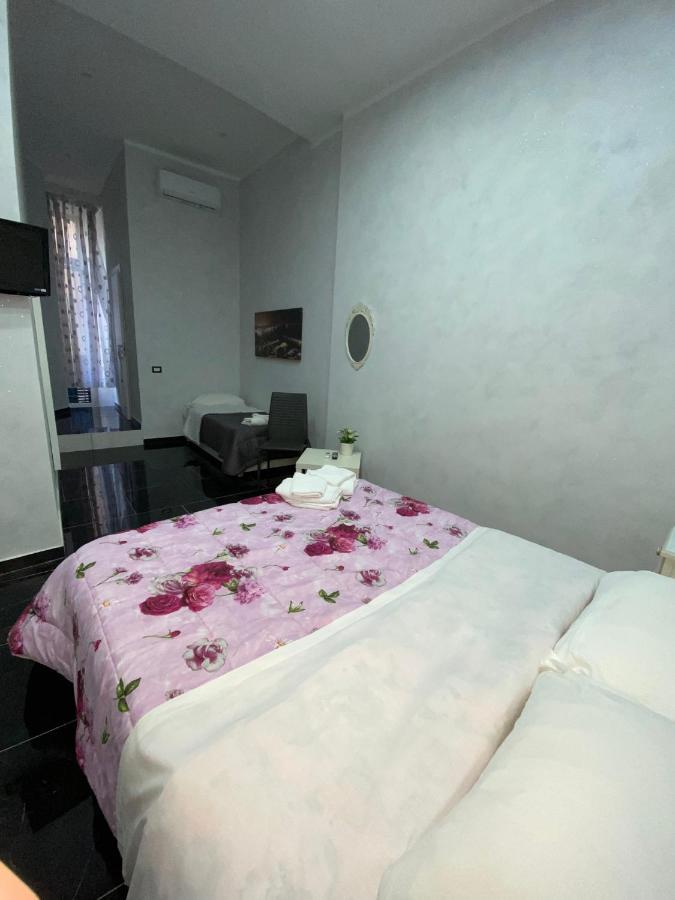 מלון נאפולי Savastano House מראה חיצוני תמונה