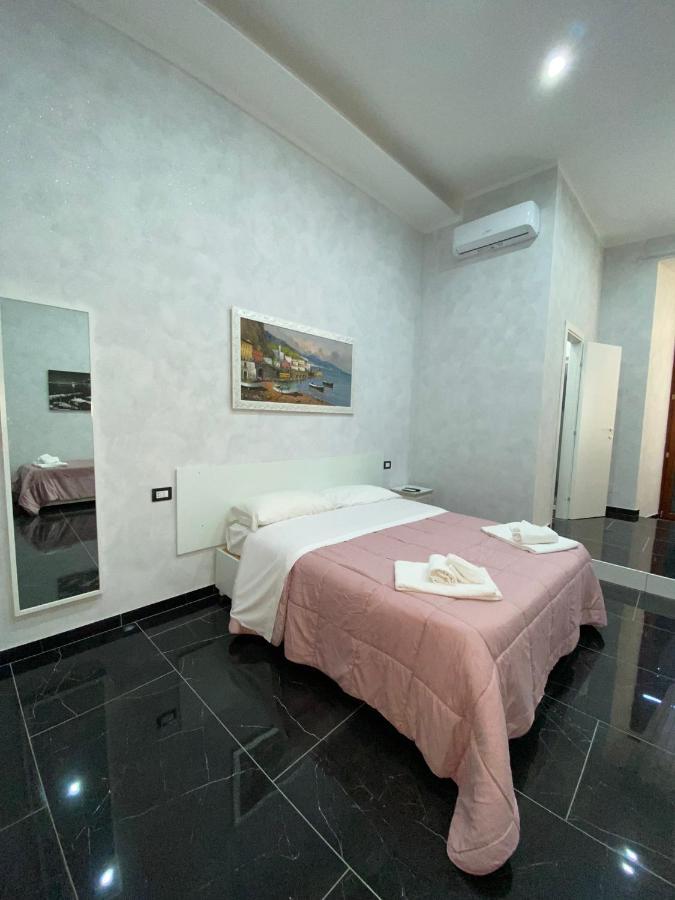 מלון נאפולי Savastano House מראה חיצוני תמונה